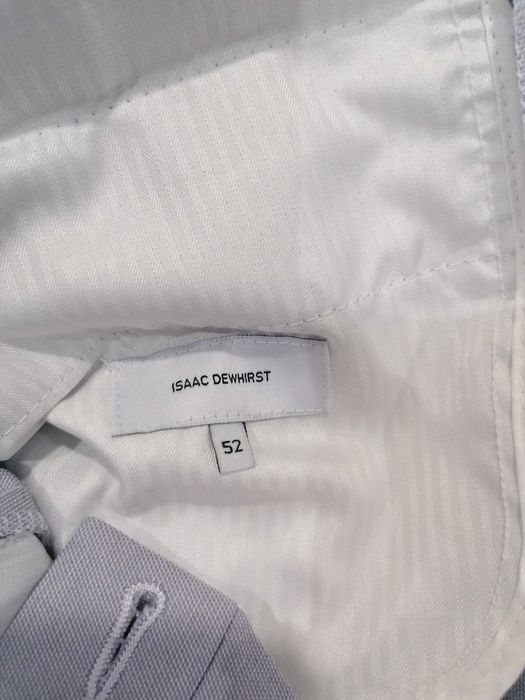 Мъжки официален костюм