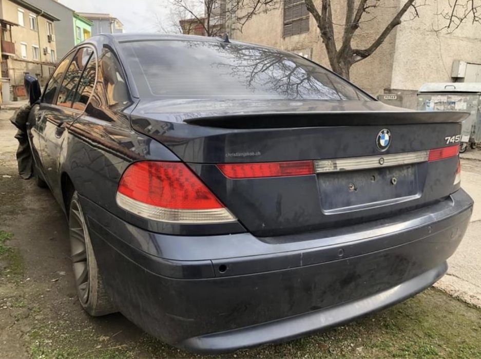 BMW E65 745 i - На Части
