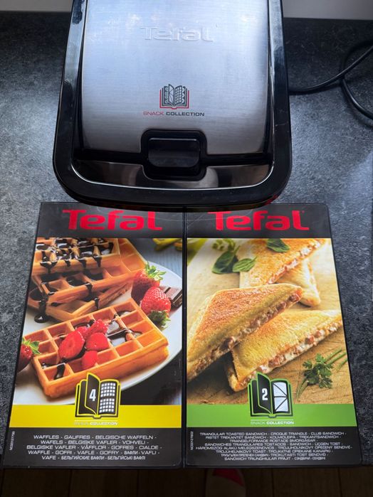Sandwich maker multifuncţional 700 W,  negru /argintiu