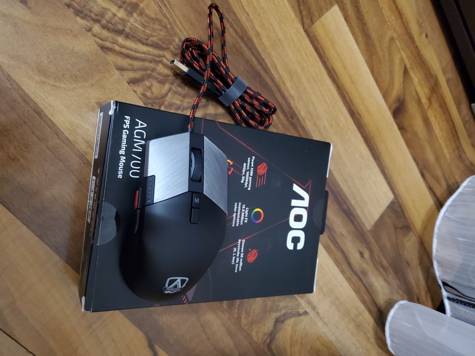 Mouse aoc AGM700