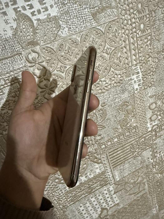 Iphone xs sotiladi
