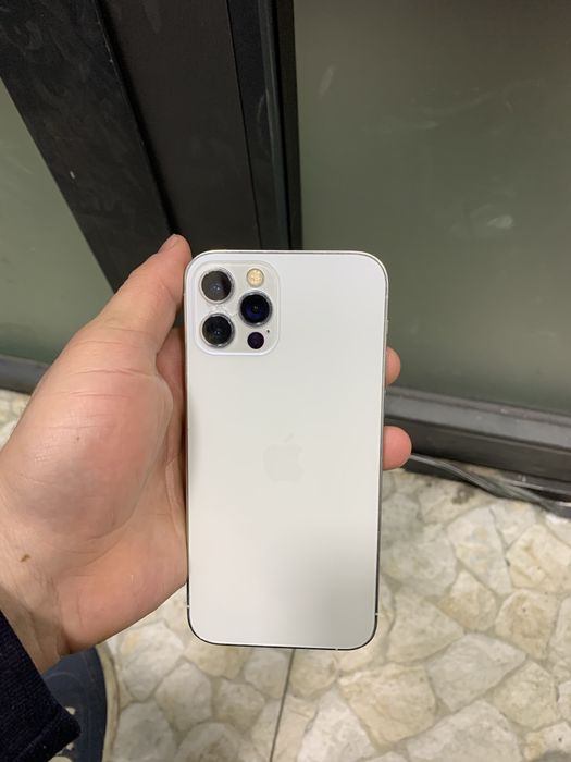 Iphone 12 pro sotiladi