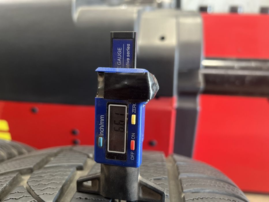 Зимни гуми 255/40 R19 Linglong