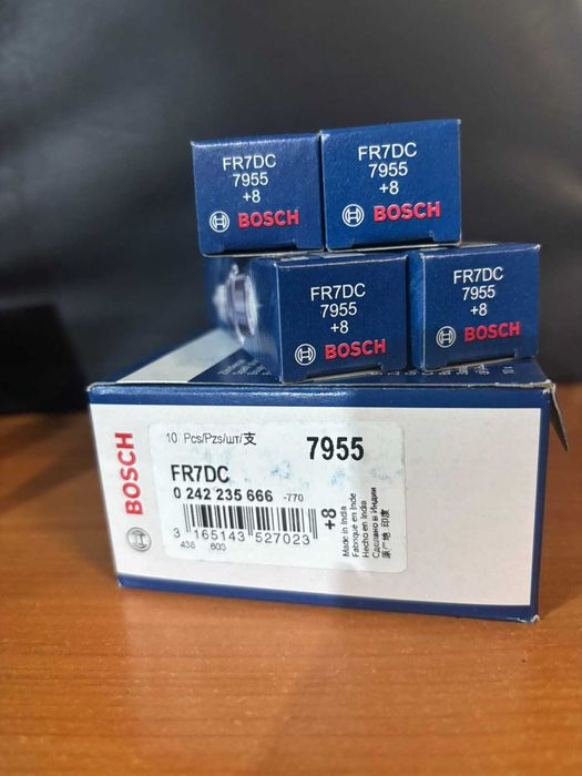 КОМПЛЕКТ 4 БРОЯ запалителни свещи BOSCH 0 242 235 666 от partsnet.bg