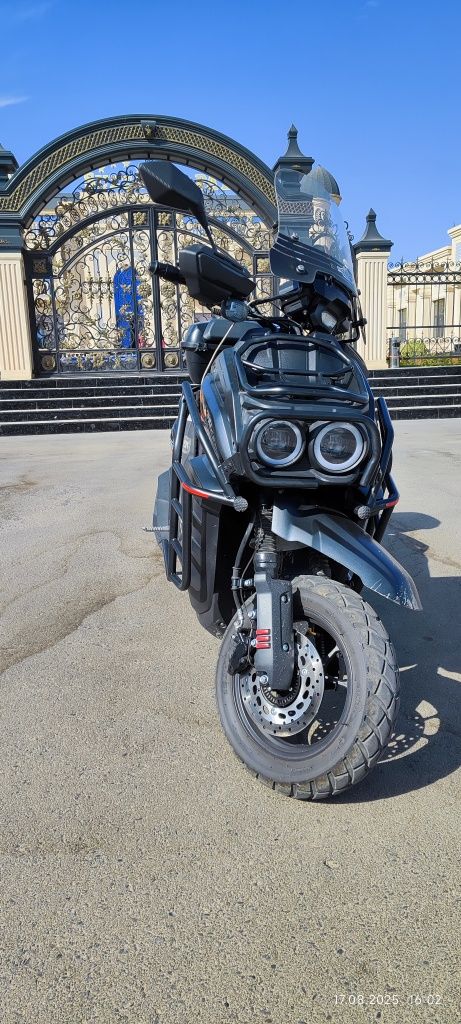 Moto skuter Tank 2 Full.