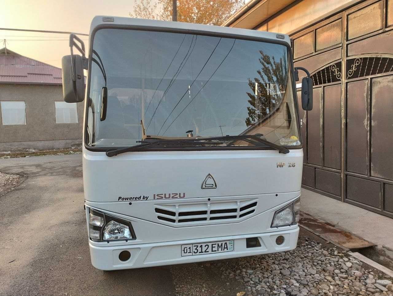 Isuzu NP 26 sotiladi