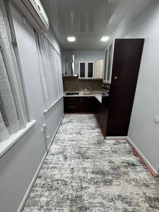 Продам квартиру ор. Метро Космоновтов