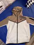 nike tech fleece