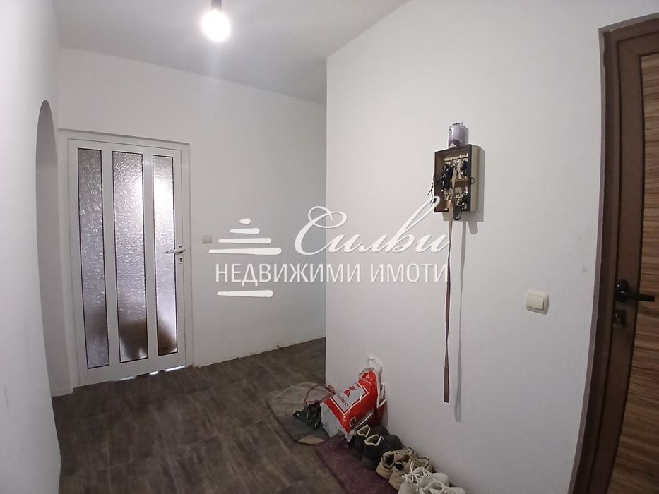 Четиристаен апартамент - кв. Тракия