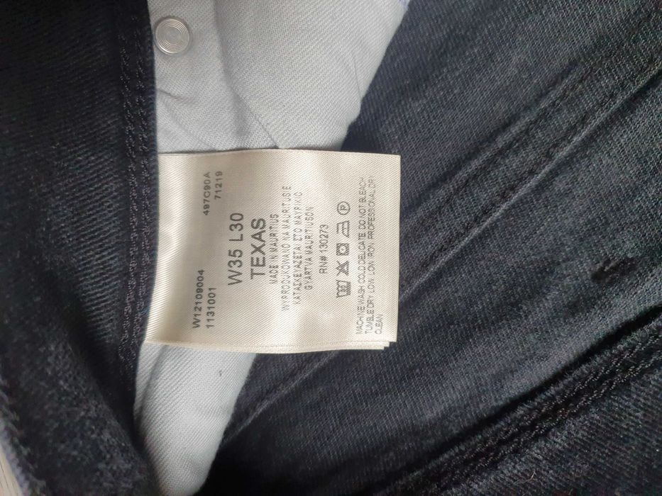 Blugi WRANGLER "Texas" (Stretch) - Marime W35 L30 (Talie 94 cm)