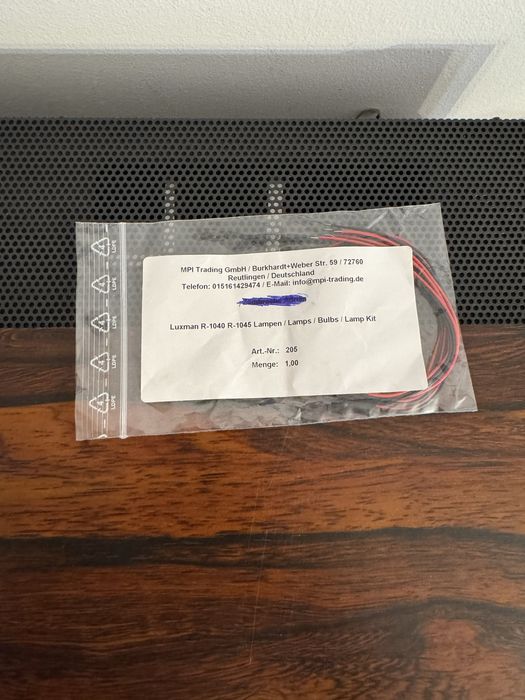 Luxman R 1040(amplituner)