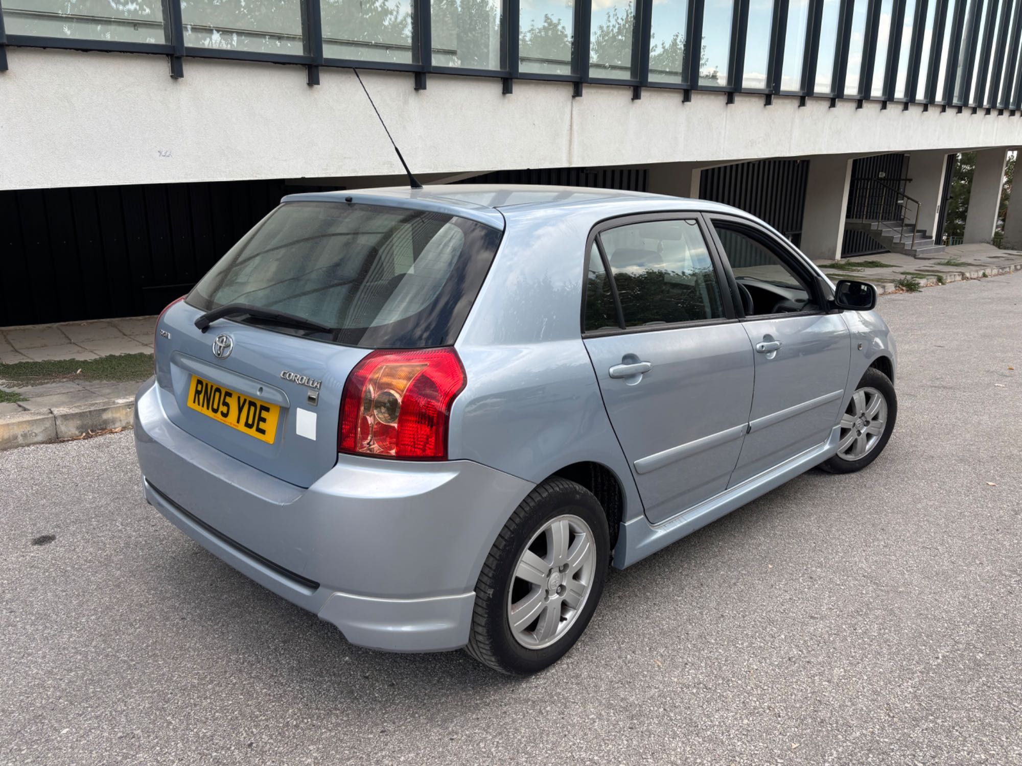 Toyota Corolla 1.6 vvti на части