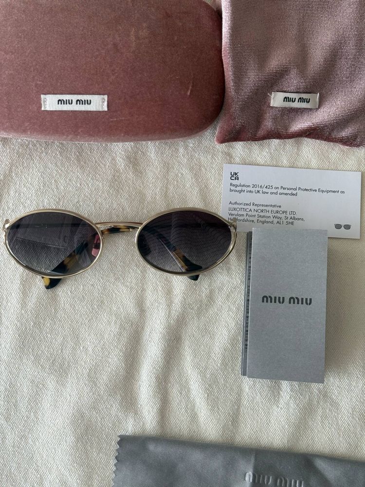Слънчеви очила Miu Miu