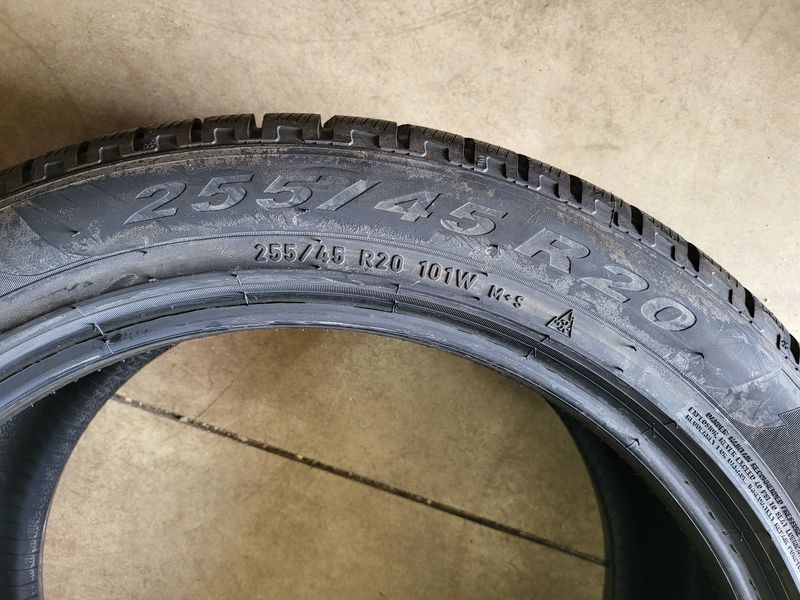 255/45/20 PIRELLI 4бр