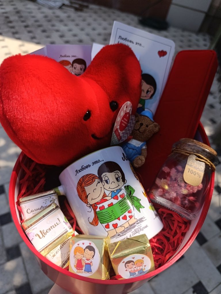 Скидка!Подарок для любимой Love is бокс
