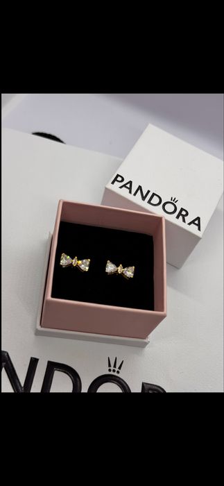 Пандора обеци Pandora