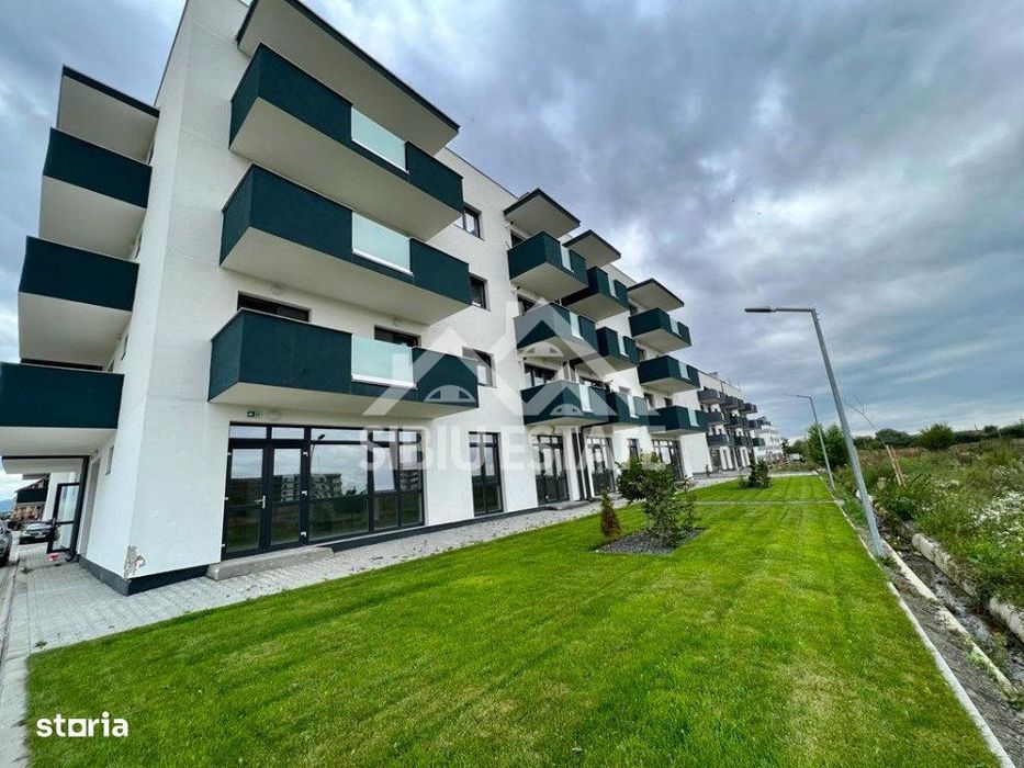 Super Oferta 1250 euro mp Spatiu Comercial cu Vitrina 173 mp 3 parcari