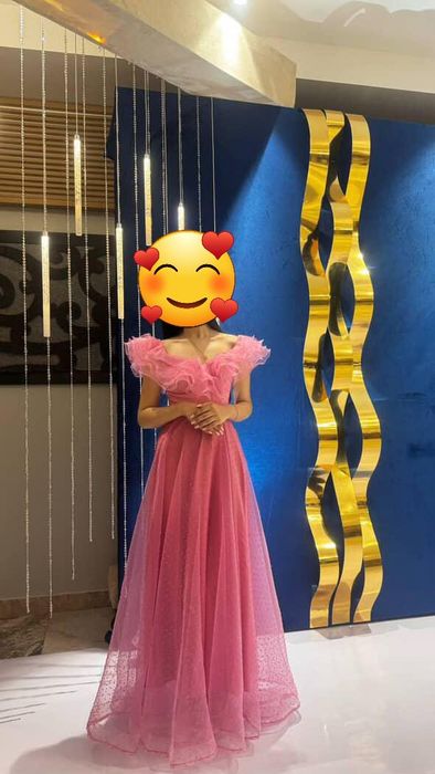 Платье шикарное, нежное не дорого