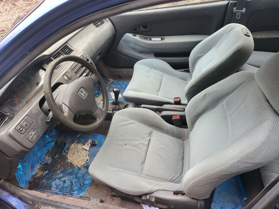 Хонда Сивик 5   1.5 бензин САМО НА ЧАСТИ