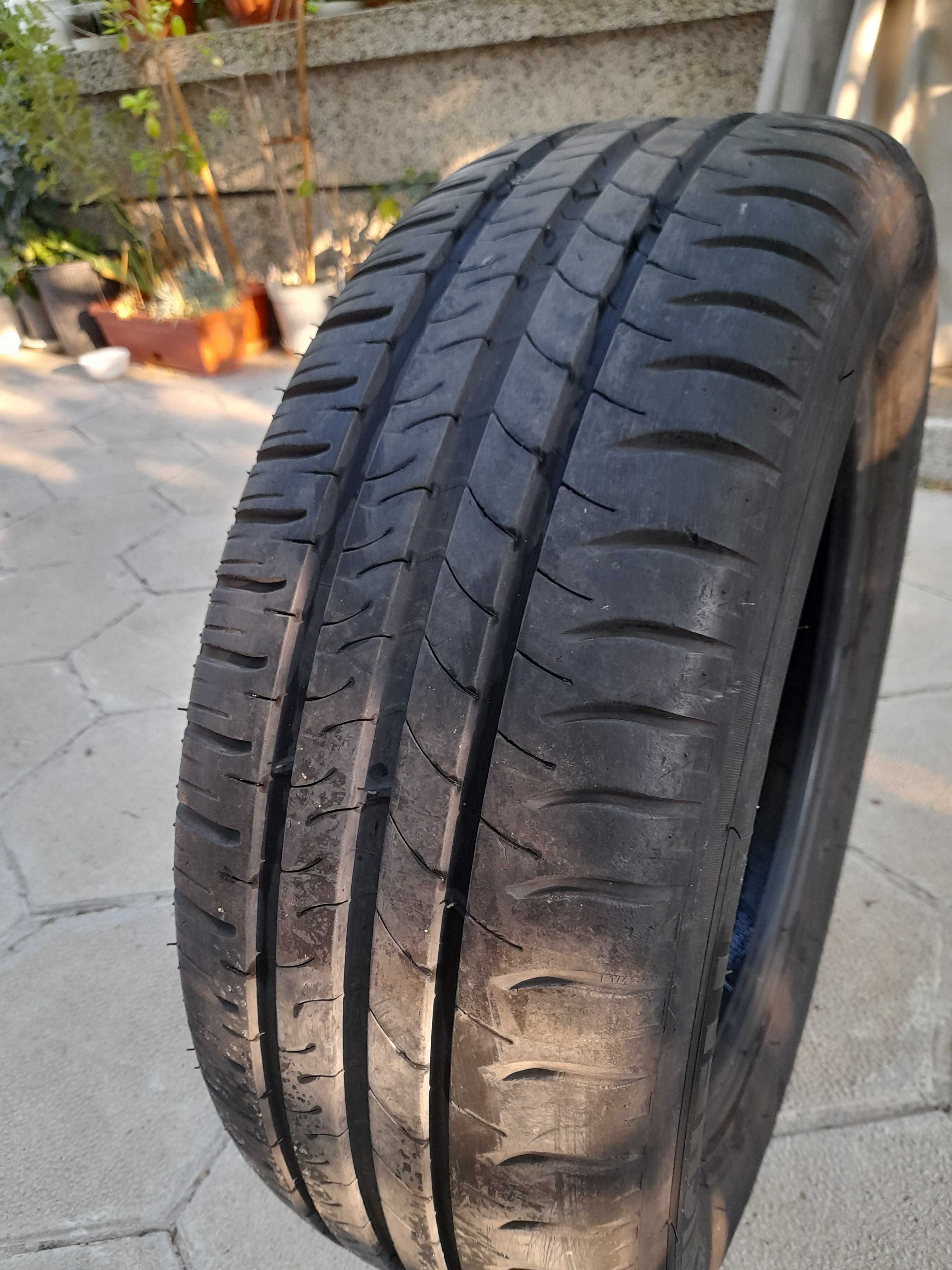 Michelin  205 60 16
