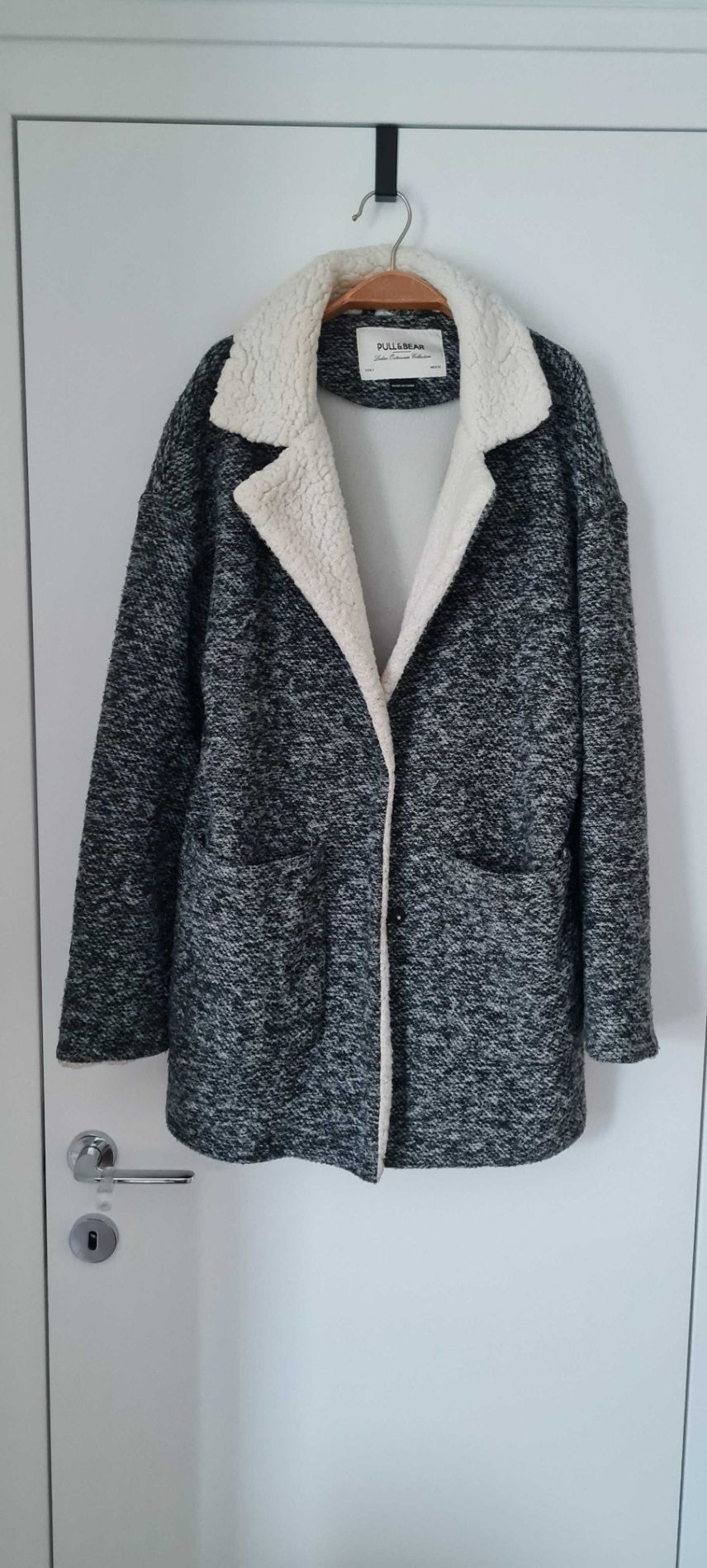 Яке, жилетка, палто р-р S Pull and Bear