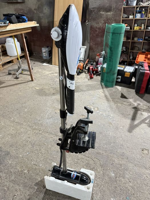 Електрически мотор за лодка