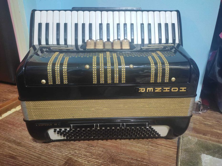 Acordeon Hohner de vânzare
