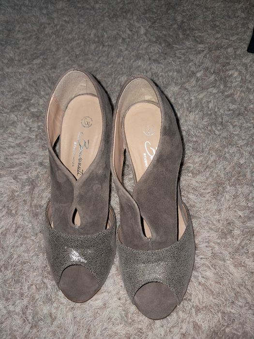 Sandale decupate  pantofi decupati piele Benvenuti