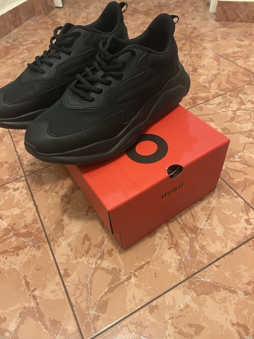 Hugo обувки  43