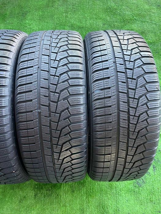 Anvelope Iarna 205/55/17 Hankook