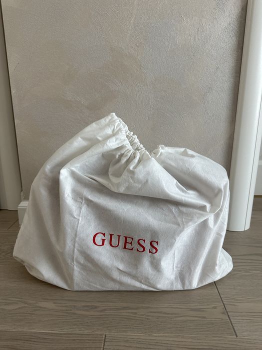 Vand geanta GUESS
