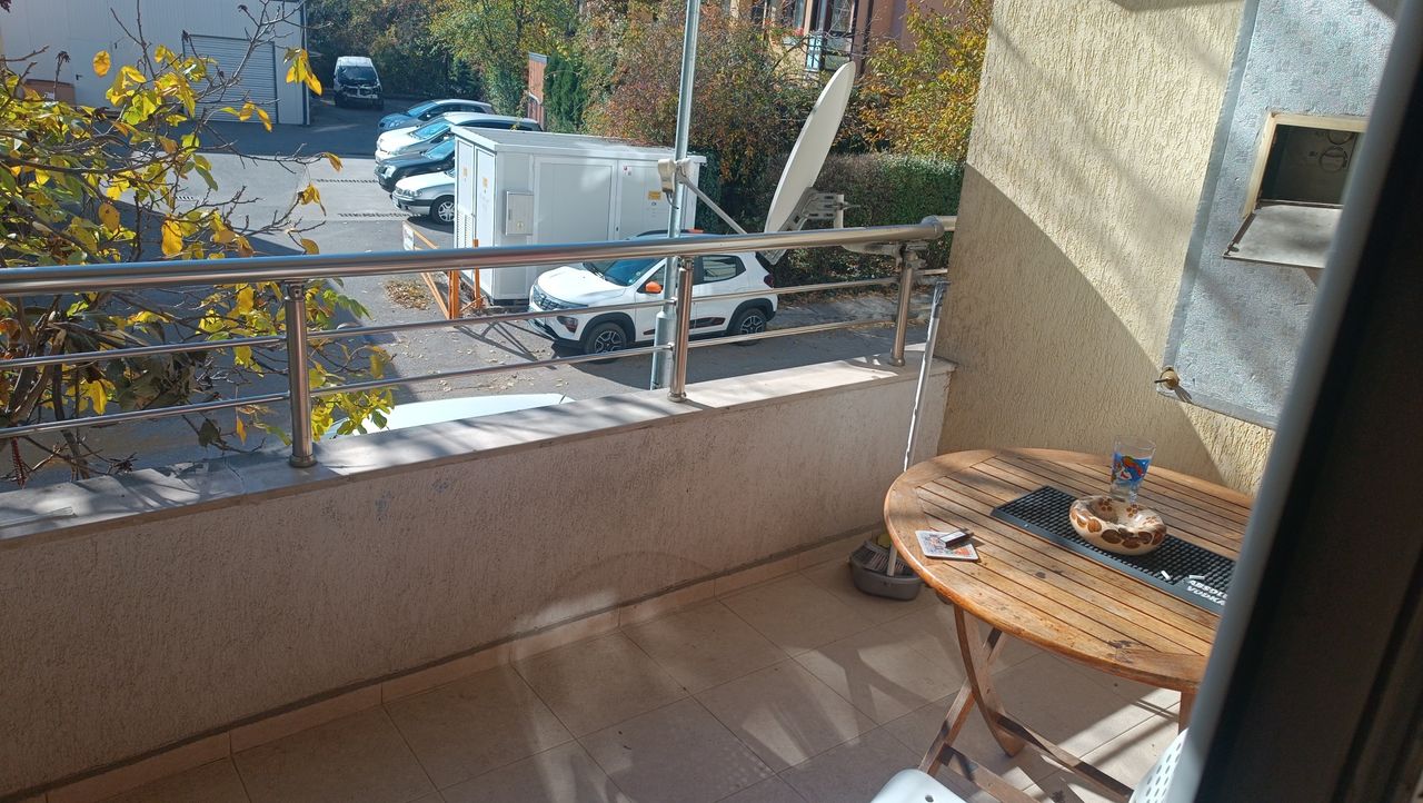 Продава се Двустаен апартамент в ж.Зоопарк - 70 кв.м за 2786 €/кв.м - Снимка #10