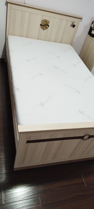 De vânzare pat 120x200 din colecția Royal de la Cilek-Turkey