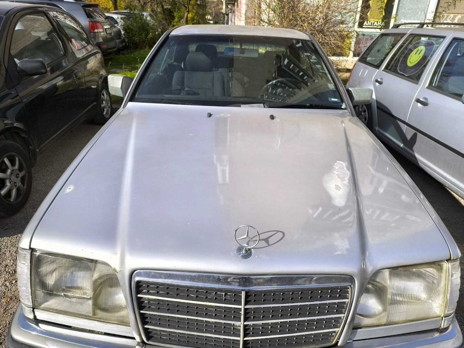 Преден капак мерцедес W124 Facelift