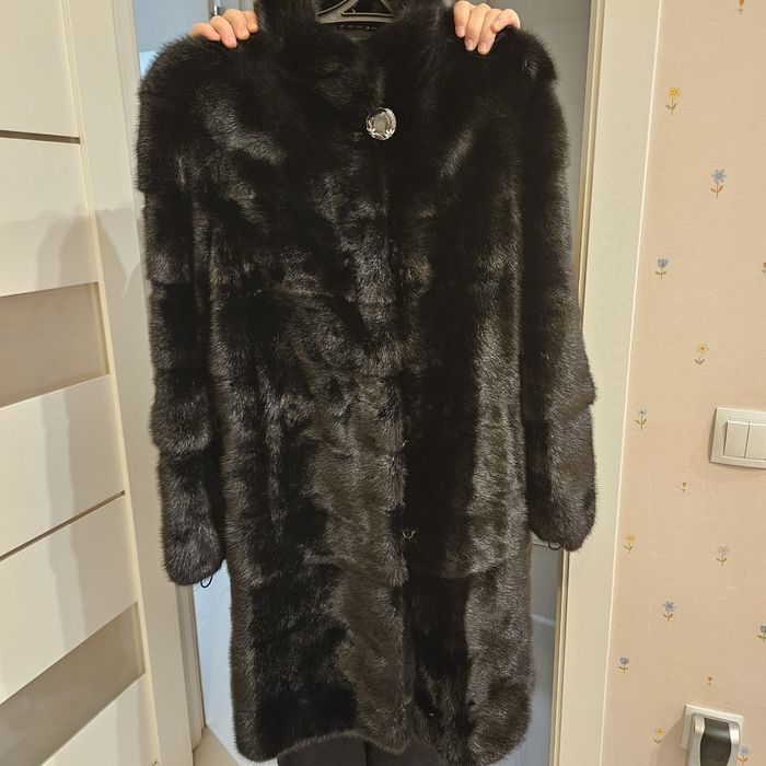 Продам норковую шубу