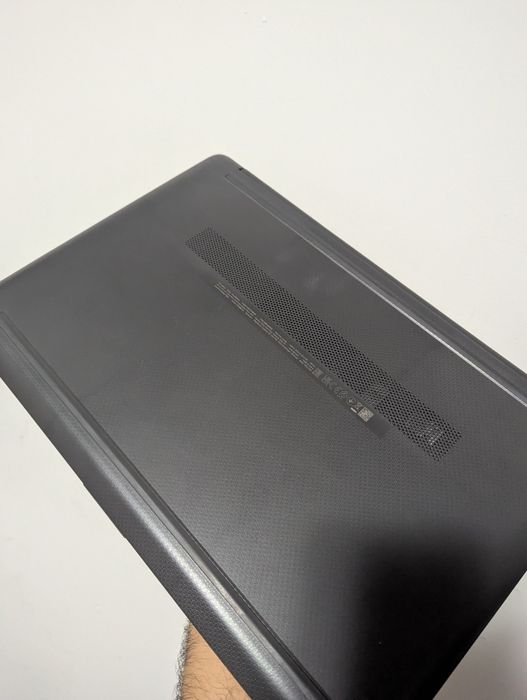 Laptop HP ca Nou  generatia 11