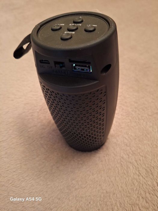 Boxa portabila diverse lumini