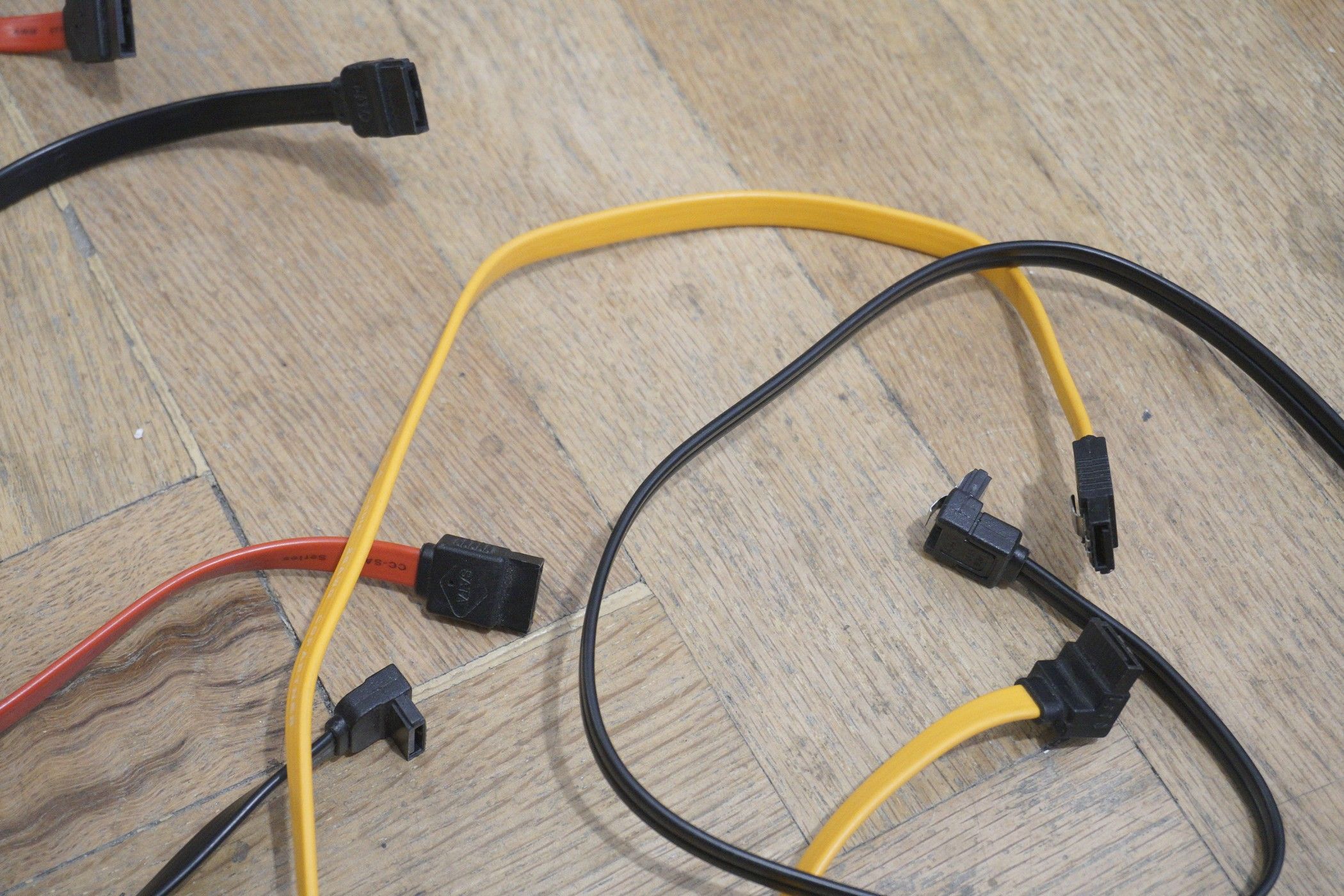 5бр SATA кабели за данни / sata to sata