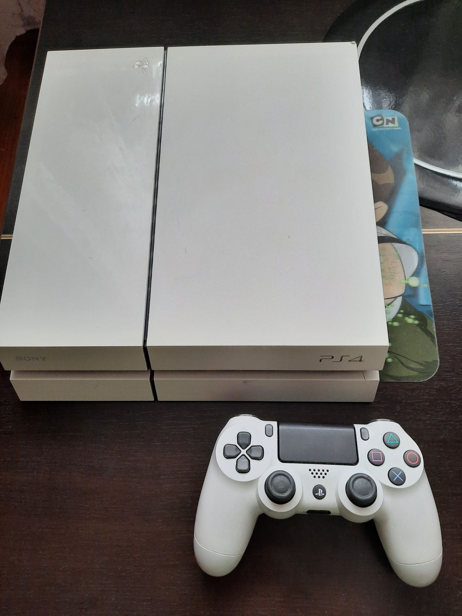 Consolă PlayStation 4