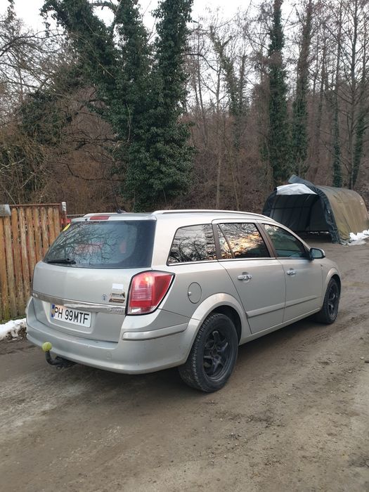 Vand/ Schimb opel astra h 1.9 cdti 2007