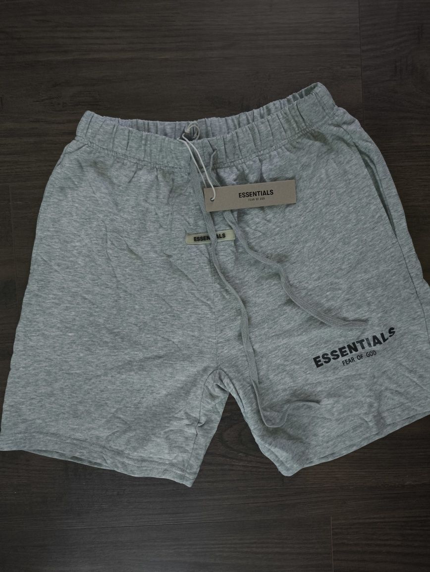 Essentials shorts , nike , corteiz ,ee