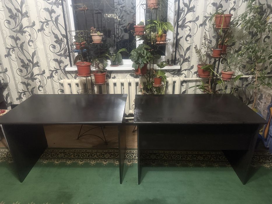 Офисные столы бывшего употребления