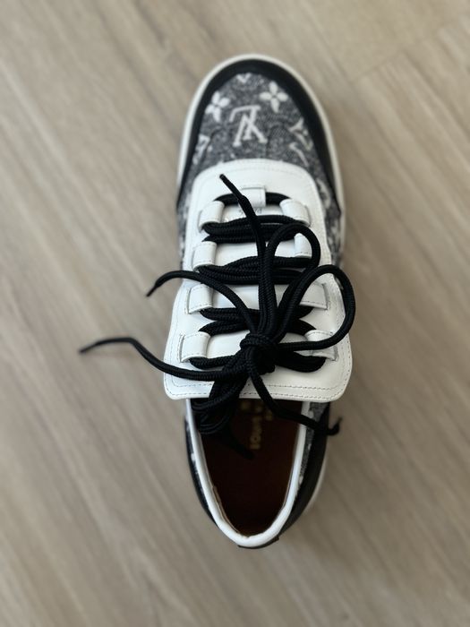 Чисто нови обувки Louis Vuitton