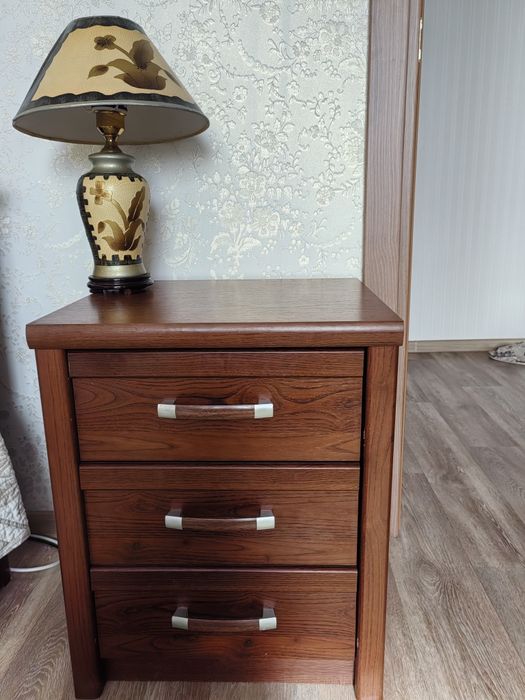 Продам спальный гарнитур б/у за 50000 тт