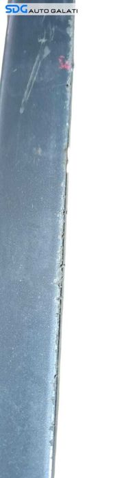 Bandou Ornament Plastic de pe Usa Portiera Stanga Sapte Audi A4 B7 2004 - 2008 Cod 8E0853969 [L6411]