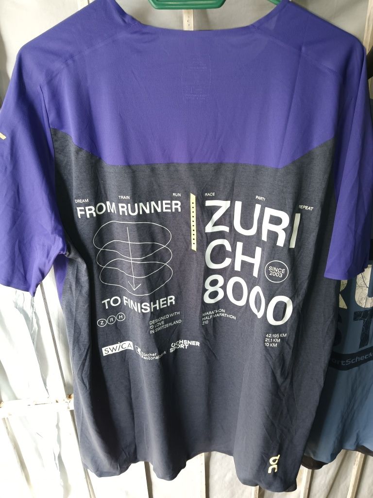 On cloud  tricouri bărbătești