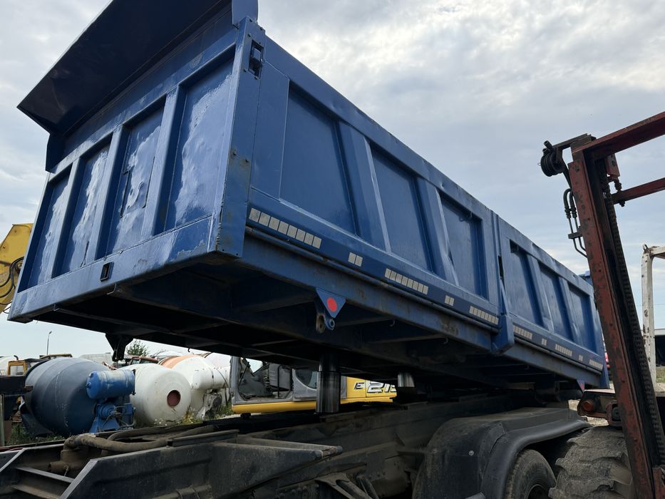 Bena basculabila Man Iveco 3 axe 2 cilindri