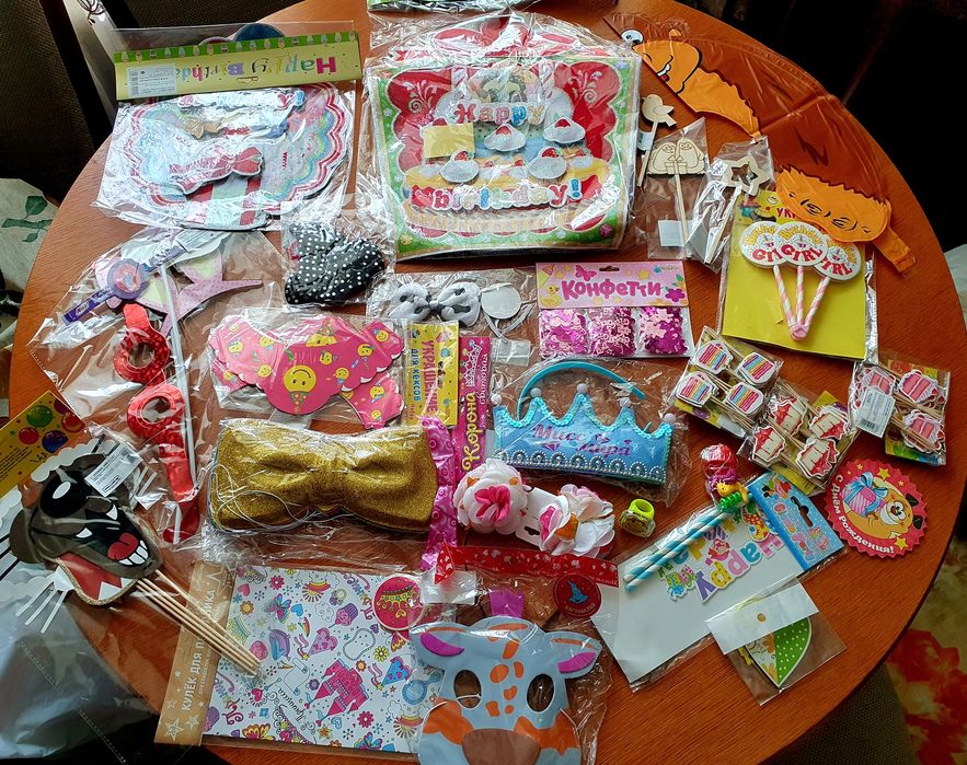 Товары для праздников и творчества