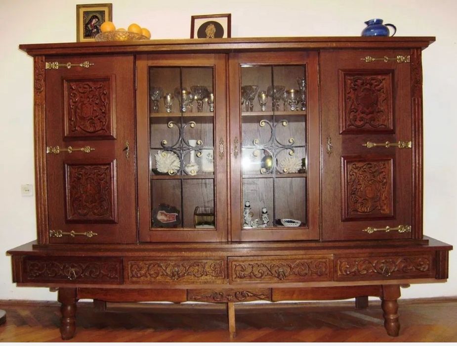 Vitrina si Argintar 623