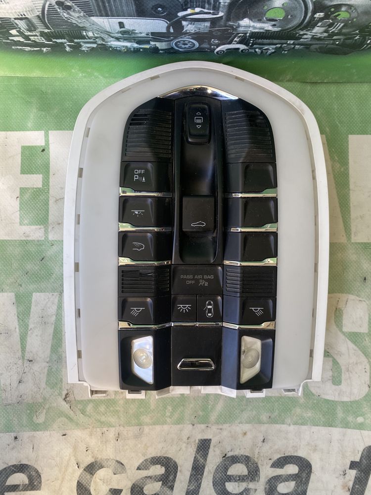 Plafonieră lumini plafon , trapă Porsche Cyenne 2014